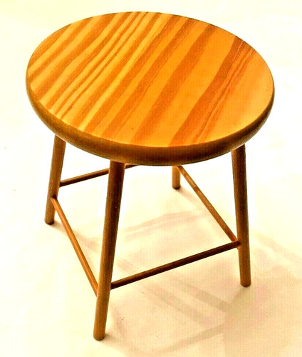 Bear doll chair stool - or,